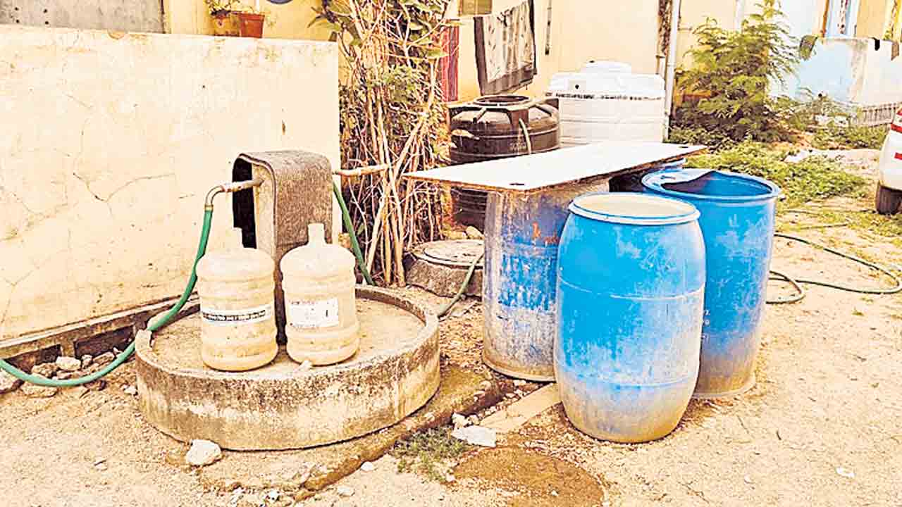 ఇంద్రేశం బల్దియాలో నీటి ఎద్దడి