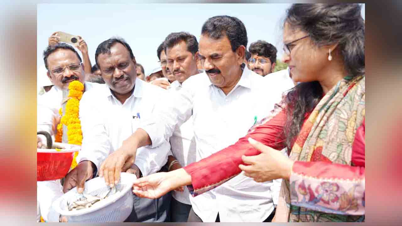 Minister Jupally | మత్స్యకారుల సంక్షేమానికి రాష్ట్ర ప్రభుత్వం కృషి : మంత్రి జూపల్లి