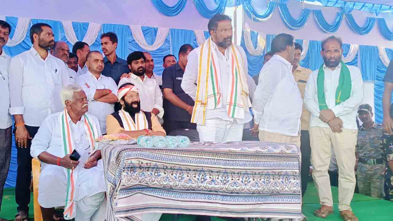 TS Ministers | ప్రియదర్శిని జూరాల భూ నిర్వాసితులతో రాష్ట్ర మంత్రుల ముఖాముఖీ