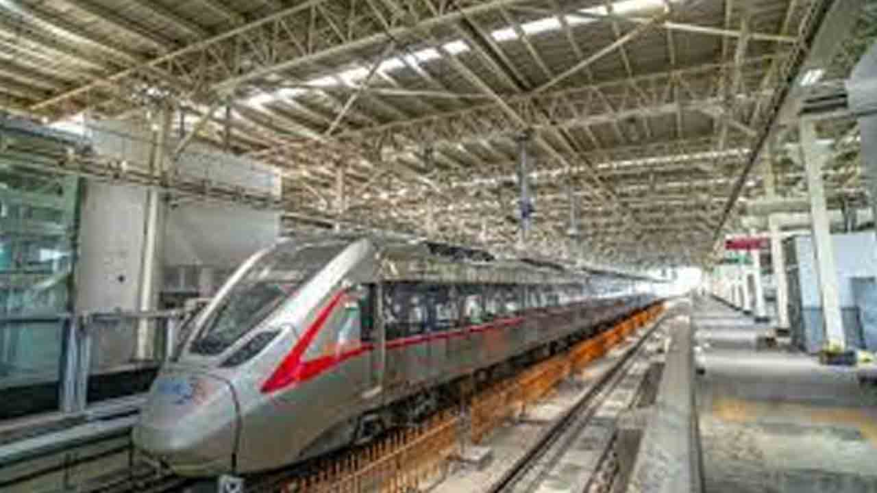 నమో భారత్‌ రైళ్లలో ఇక బర్త్‌ డే వేడుకలు!