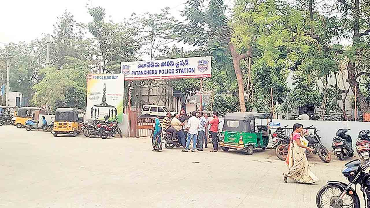 నిద్రపోతున్న నిఘా !