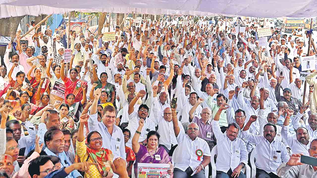 జేఏసీకి పెన్షనర్లు గుడ్‌బై