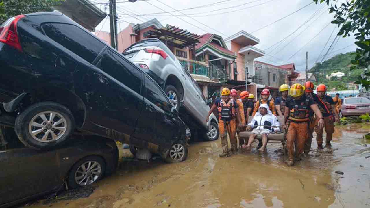 Philippines | భూకంపం నుంచి కోలుకోకముందే ఫిలిప్పీన్స్‌లో వరదలు బీభత్సం.. 90 మంది మృతి