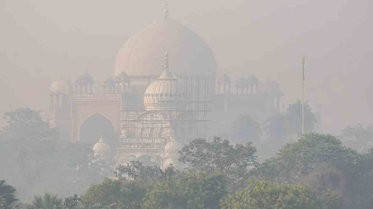 Delhi Air Pollution | ఢిల్లీలో క్షీణించిన గాలి నాణ్యత.. 50 శాతం ఉద్యోగులకు వర్క్‌ఫ్రం హోం