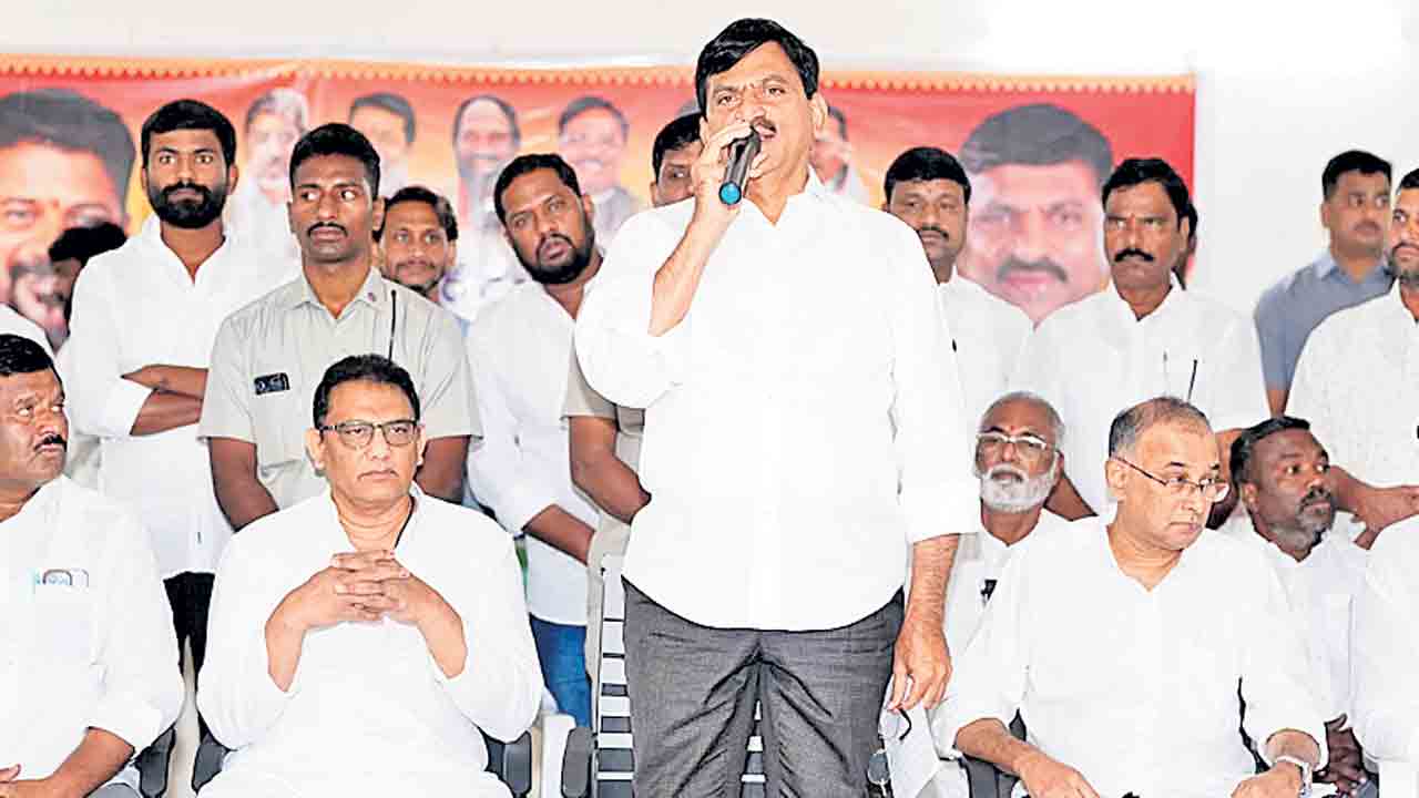 బీఆర్‌ఎస్‌ జోరు.. కాంగ్రెస్‌ జేజార్‌