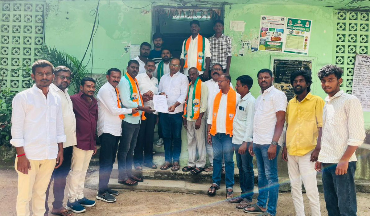 Gangadhara | తుఫాన్‌తో నష్టపోయిన రైతులను ఆదుకోవాలి.. గంగాధర బీజేపీ మండల అధ్యక్షుడు ప్రశాంత్‌