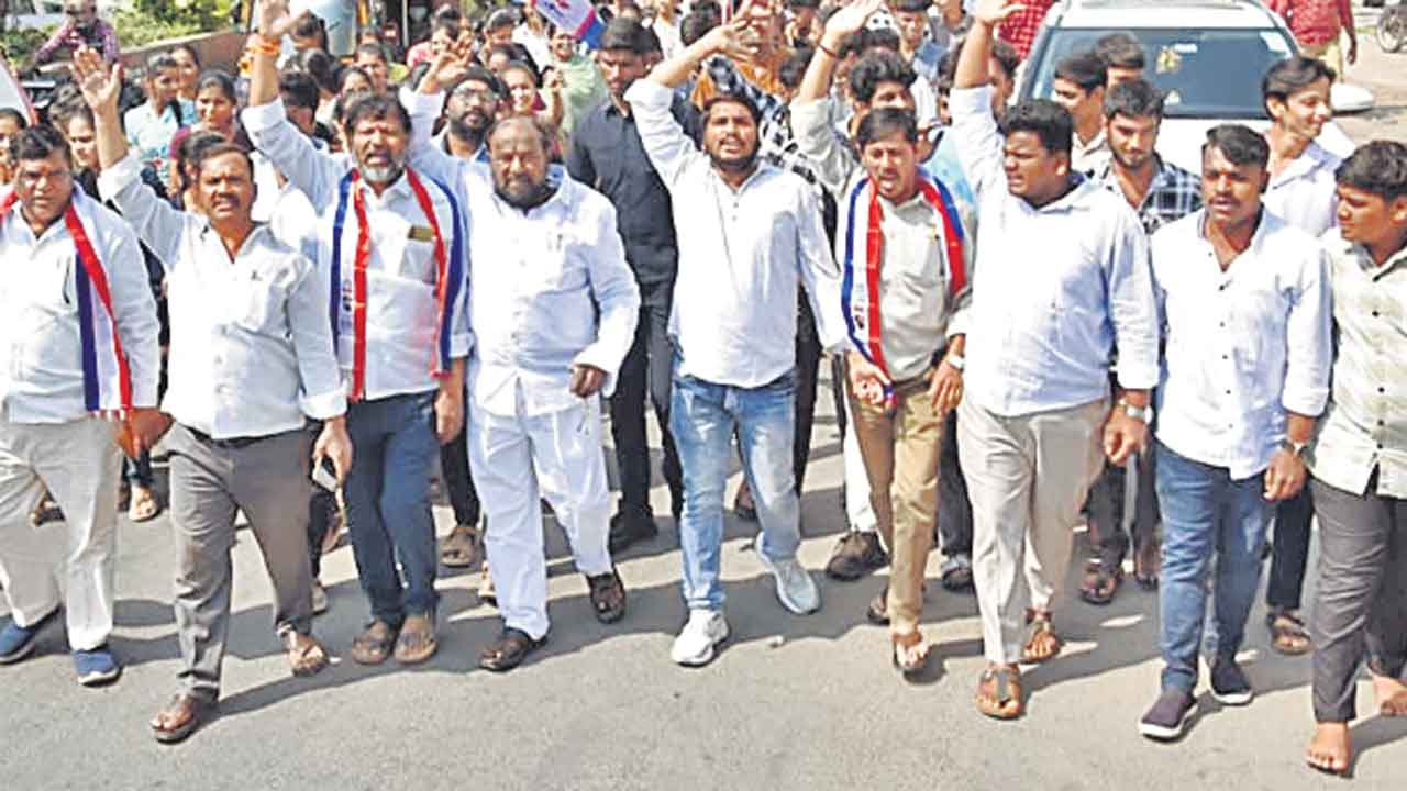 బీసీల ఆగ్రహం తప్పదు.. 42% ఇవ్వకుంటే అగ్నిగుండమే