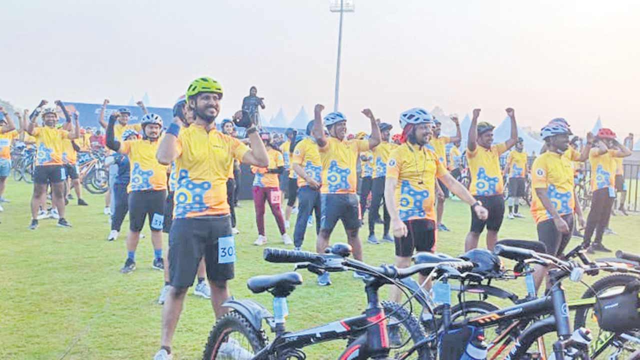 అట్టహాసంగా సైక్లోతాన్‌ పోటీలు