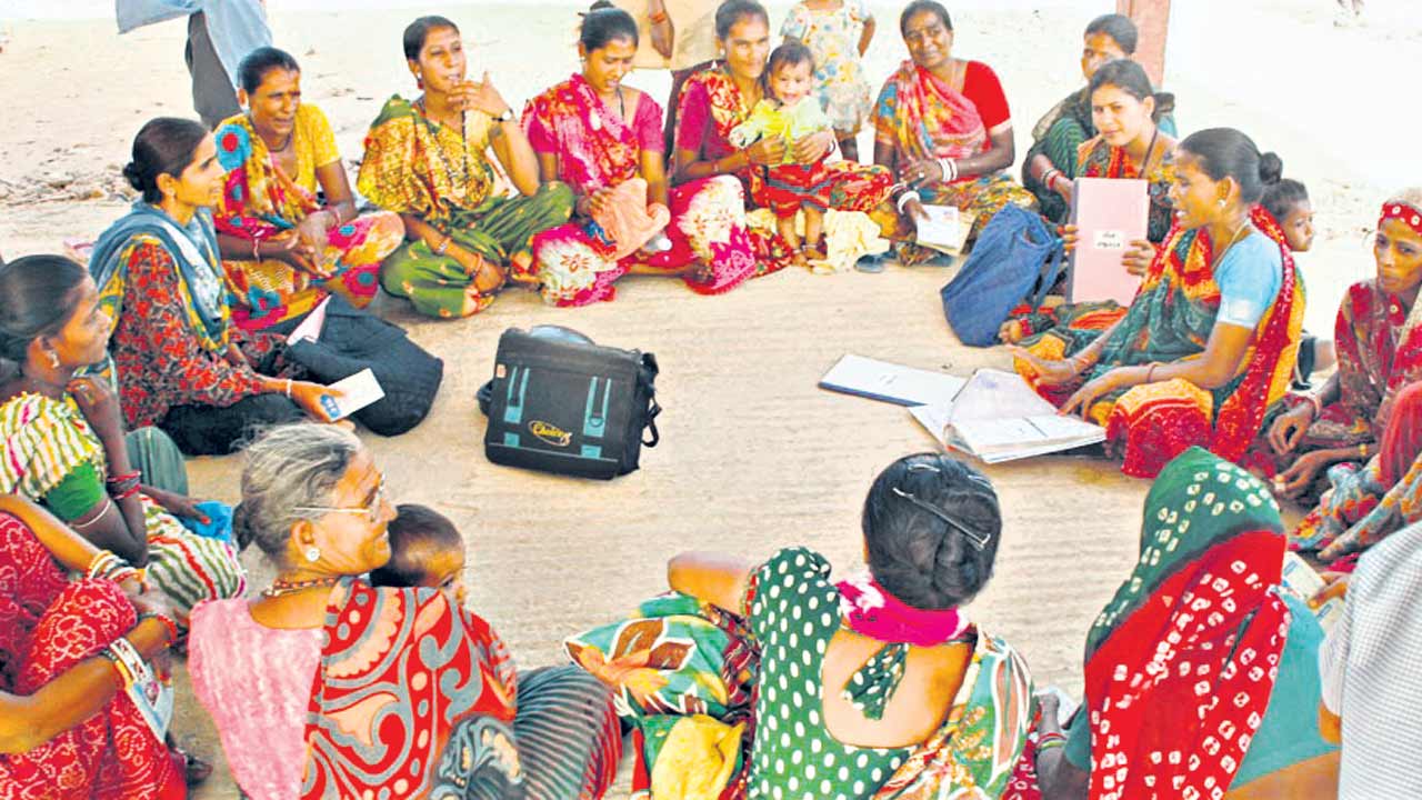 రుణాల రికవరీపై పజర్‌