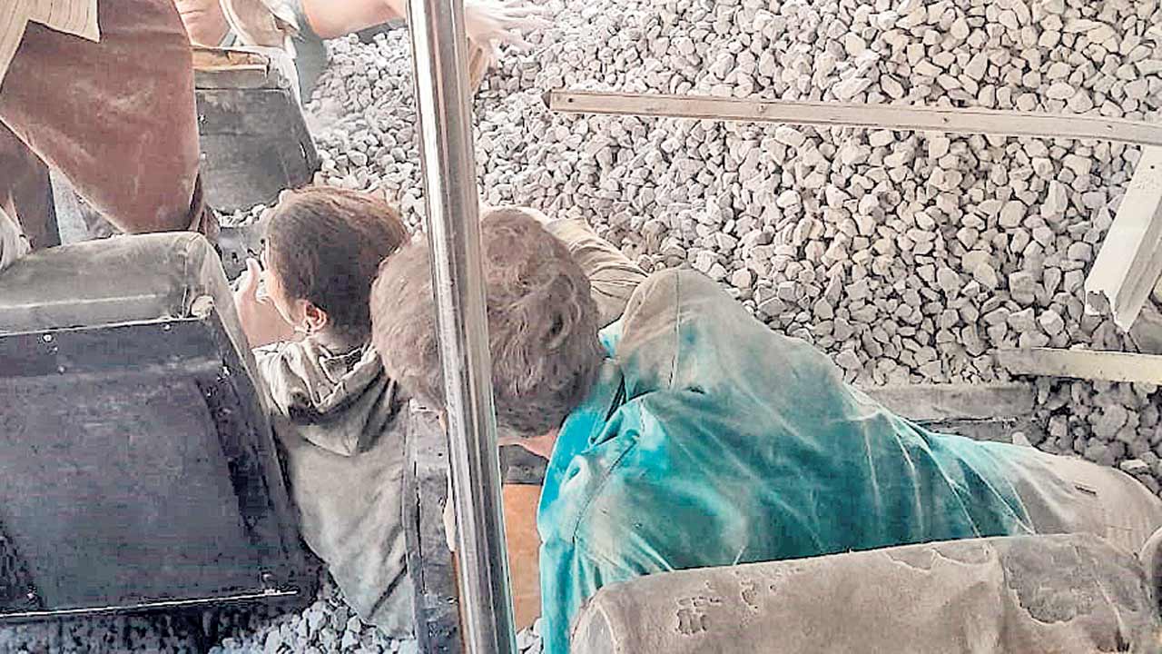 నిలువెత్తు నిర్లక్ష్యం.. కొండంత విషాదం