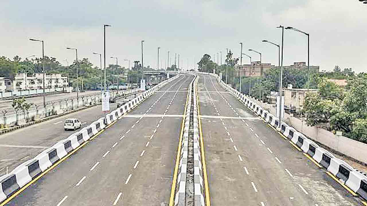 హ్యామ్‌ ఫట్‌లో 5 నెలల్లో 4 మార్పులు!