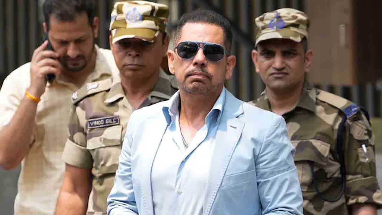 Robert Vadra | మనీలాండరింగ్‌ కేసు.. రాబర్ట్‌ వాద్రాపై ఈడీ ఛార్జిషీట్‌ దాఖలు