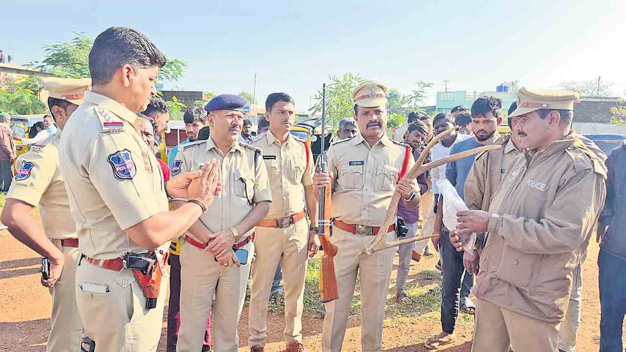 పోలీసులు అలర్ట్‌