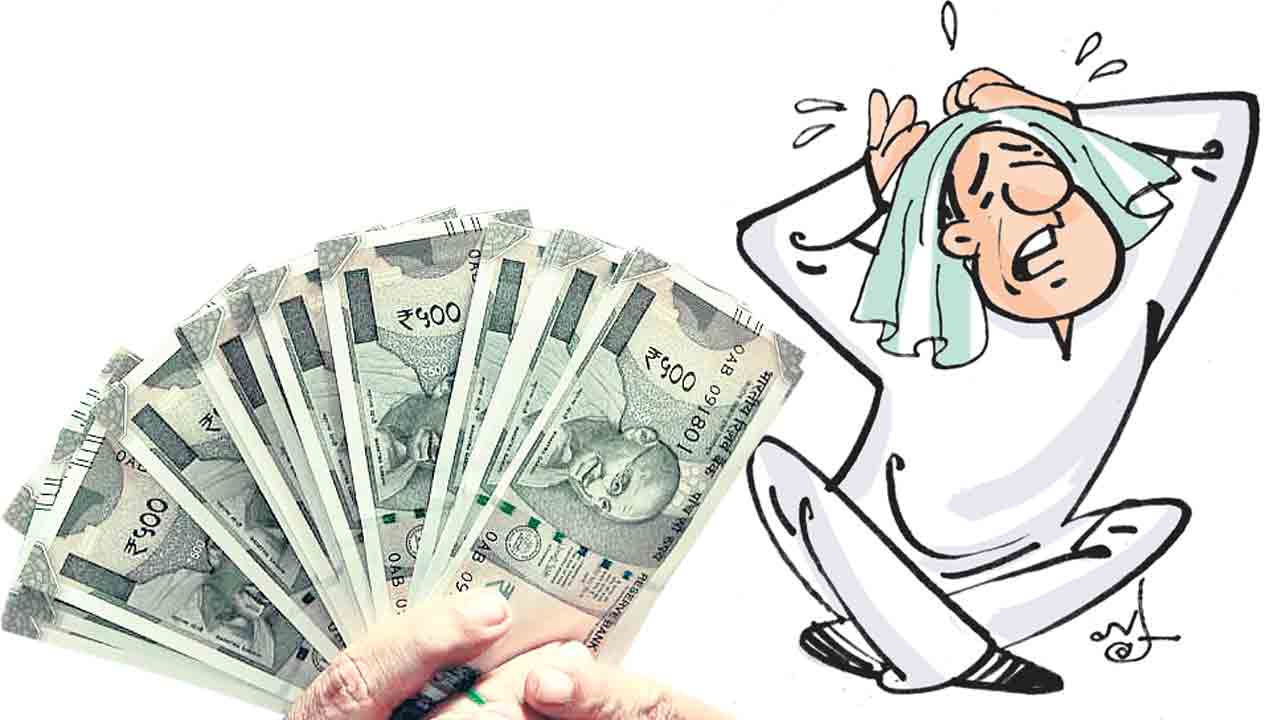 పైసల వేటలో అభ్యర్ధులు