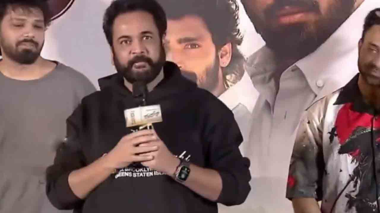 Shivaji | చాలా మందికి ఉపయోగపడుతున్నాననుకున్నాడు కానీ.. ఐబొమ్మ రవిపై యాక్టర్ శివాజీ ఇంట్రెస్టింగ్‌ కామెంట్స్‌