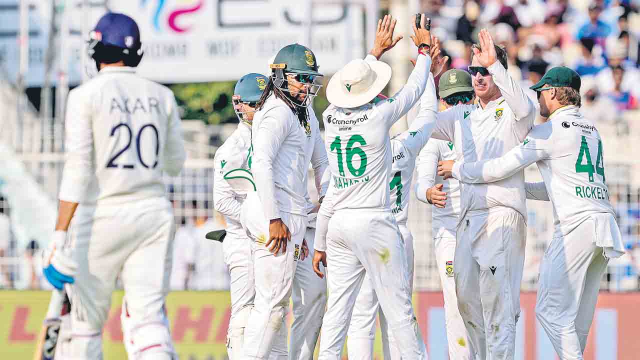 మళ్లీ అదే కథ!.. తొలి టెస్టులో భారత్‌కు అనూహ్య ఓటమి