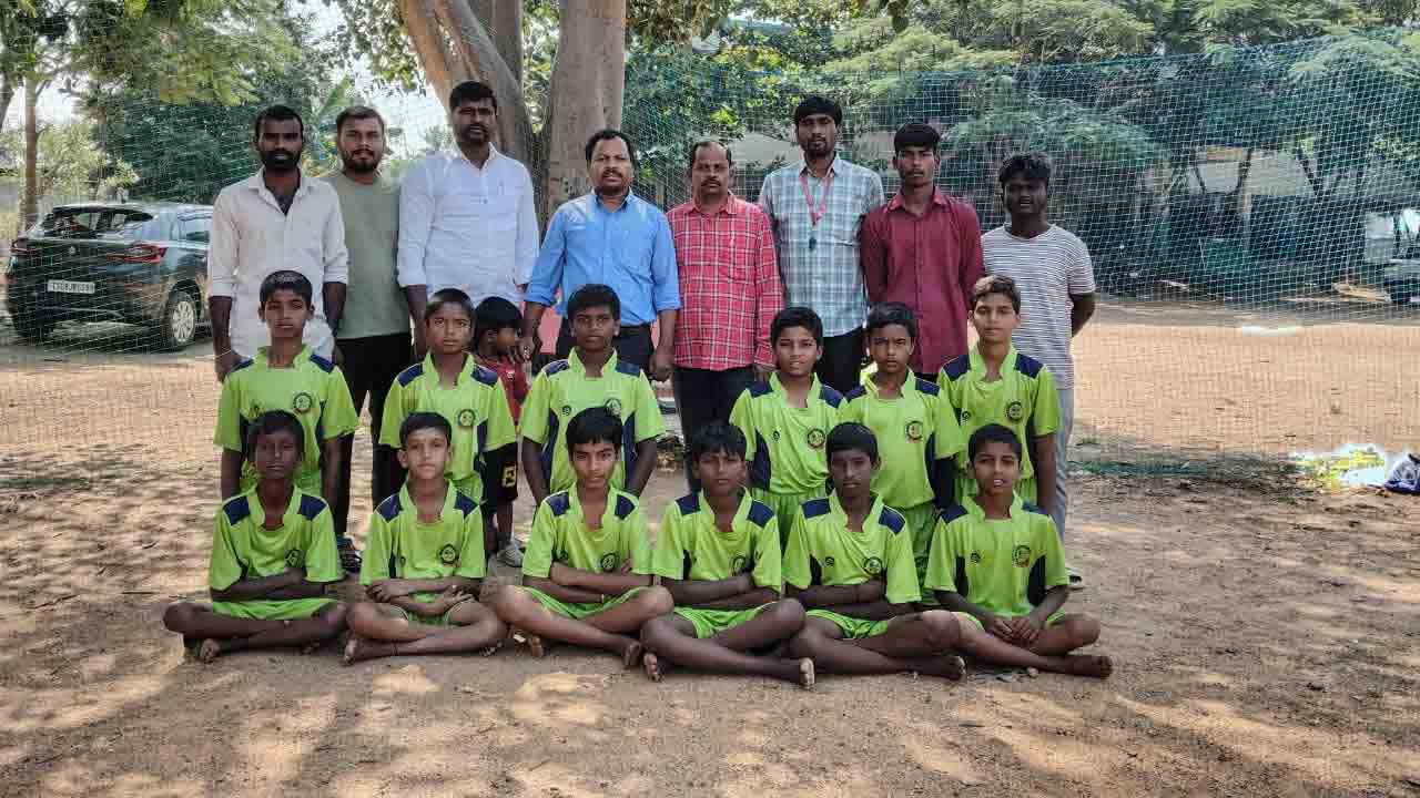 Sports | విద్యార్థులకు చదువుతోపాటు క్రీడలు ఎంతో ముఖ్యం : వాలీబాల్ మాజీ క్రీడాకారుడు స్వామి