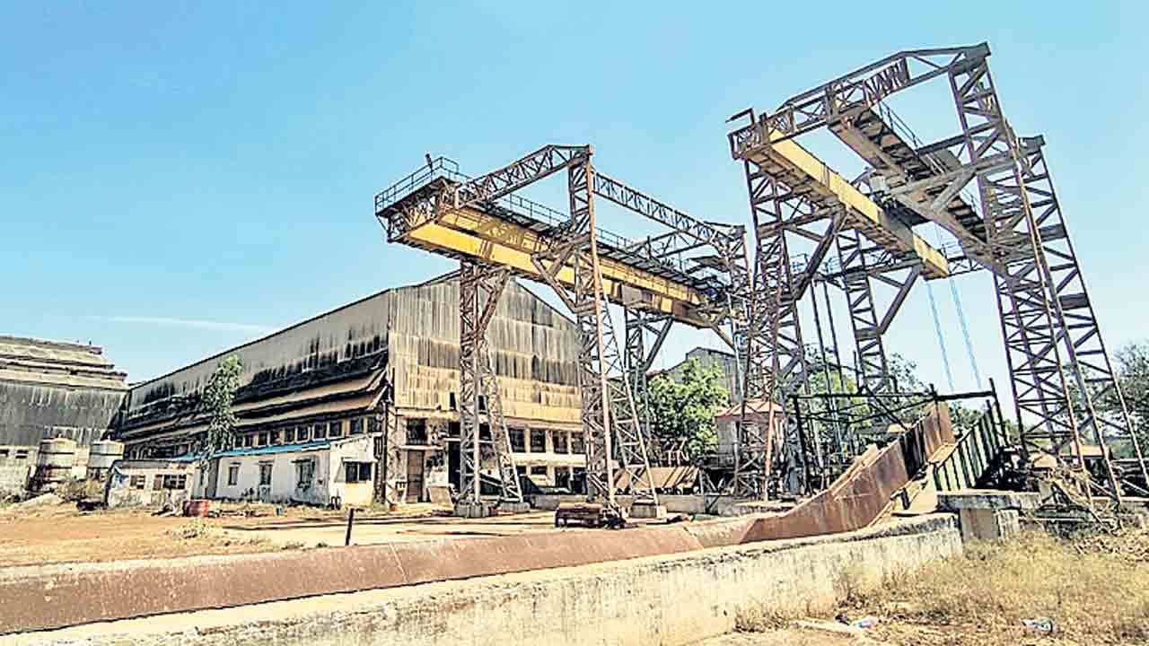 చెరుకు రైతు నోరు.. తీపి అయ్యేనా!