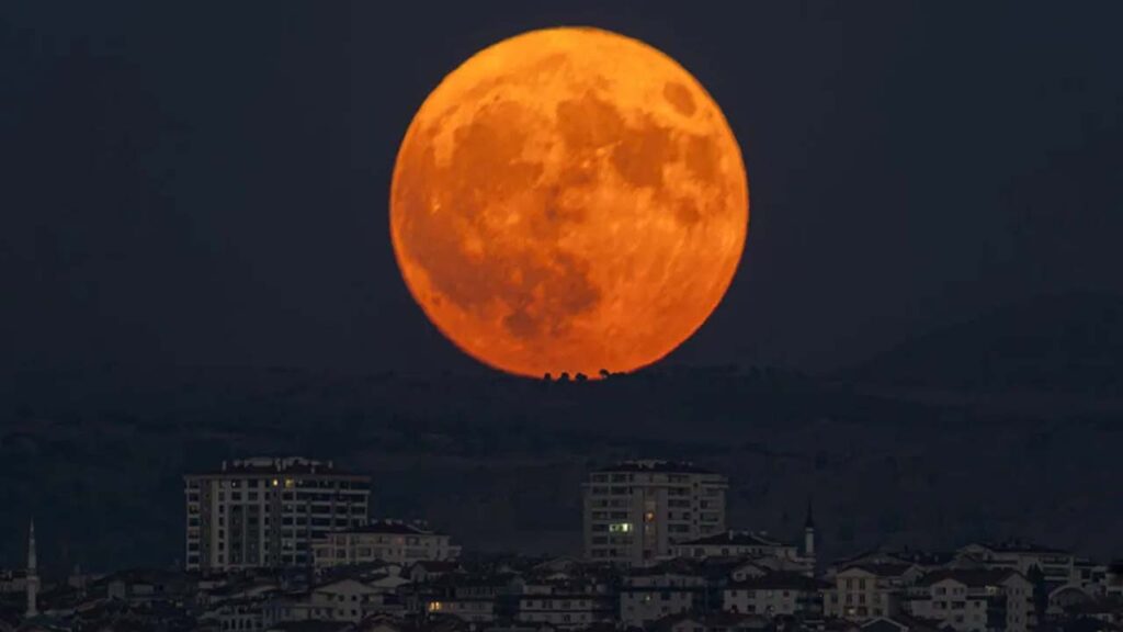 Supermoon