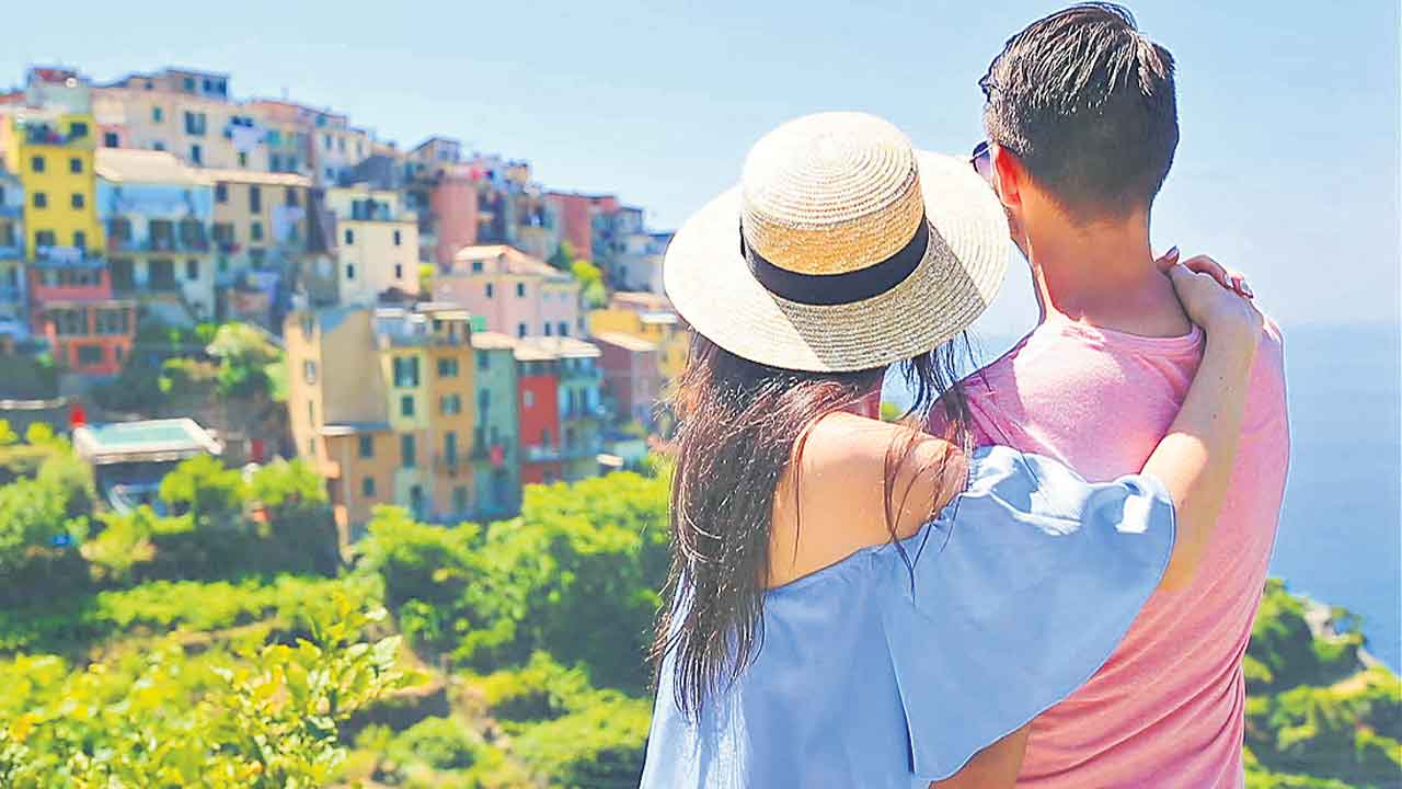 యూరప్‌పై అమితాసక్తి