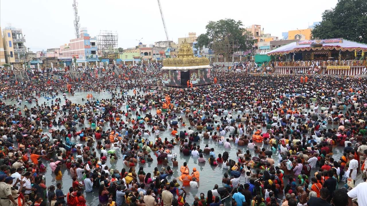 Panchami Theertham | తిరుచానూరులో వైభవోపేతంగా పద్మావతి అమ్మవారి పంచమితీర్థం.. తరలివచ్చిన భక్తజనం..