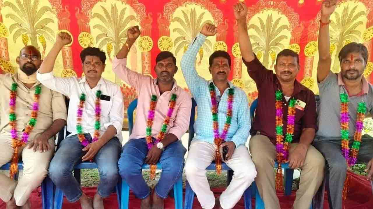 కార్మిక వ్యతిరేక చట్టాలను రద్దు చేయండి