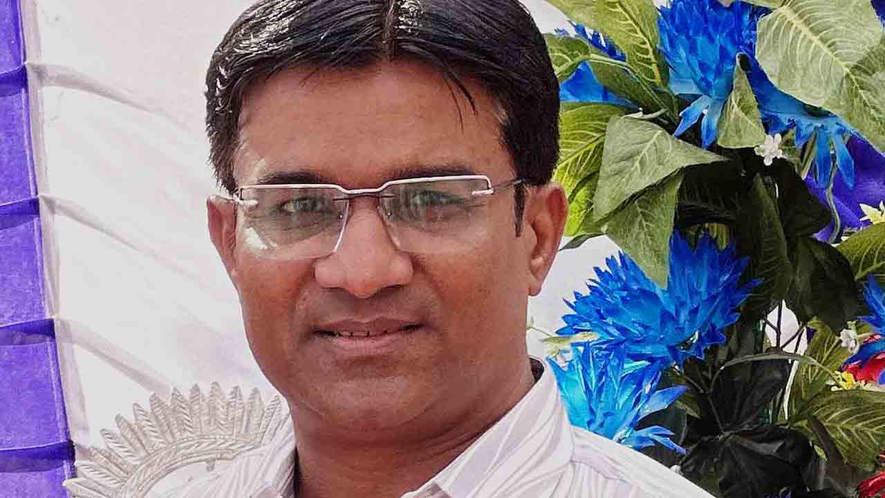 సర్‌ డ్యూటీ ఒత్తిడితో గుజరాత్‌లో బీఎల్‌వో ఆత్మహత్య