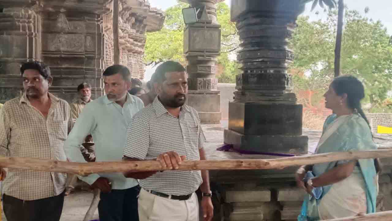 Thousand Pillers Temple | వేయిస్తంభాల దేవాలయంలో కార్తీక పౌర్ణమి ఏర్పాట్లు పూర్తి