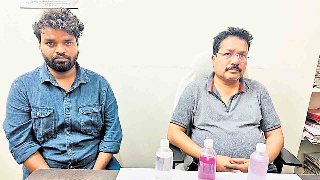 అవినీతి.. ఇక్కడ అలవాటే