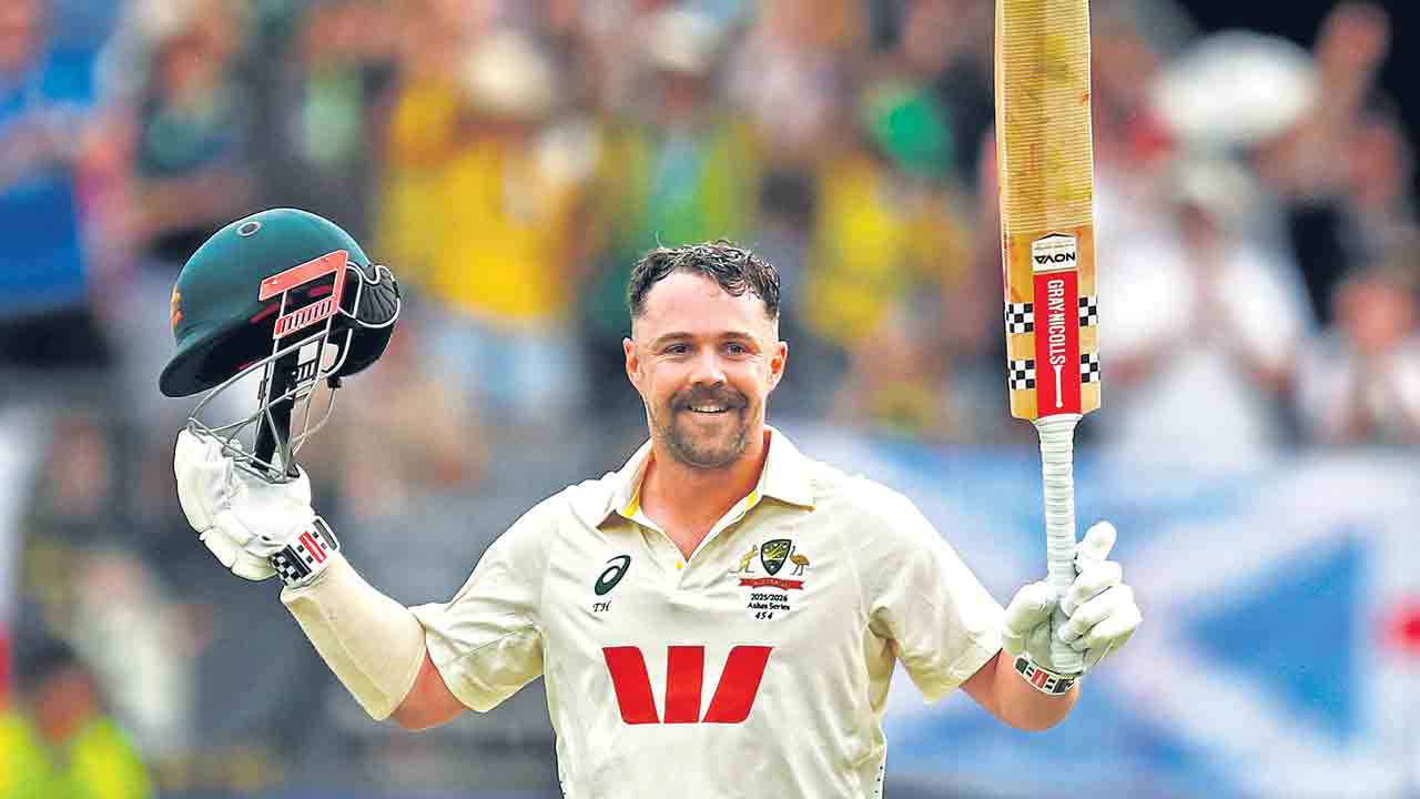 హెడ్‌ ధనాధన్‌.. సూపర్‌ సెంచరీతో విజృంభణ