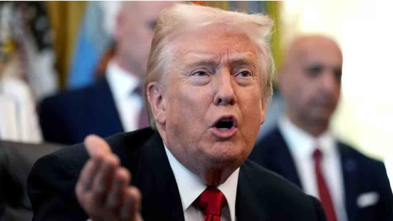 Donald Trump | ఎప్‌స్టీన్‌ ఫైల్స్‌ విషయంలో వెనక్కి తగ్గిన ట్రంప్‌.. ఇక్కడ దాయడానికి ఏమీ లేదంటూ పోస్ట్‌