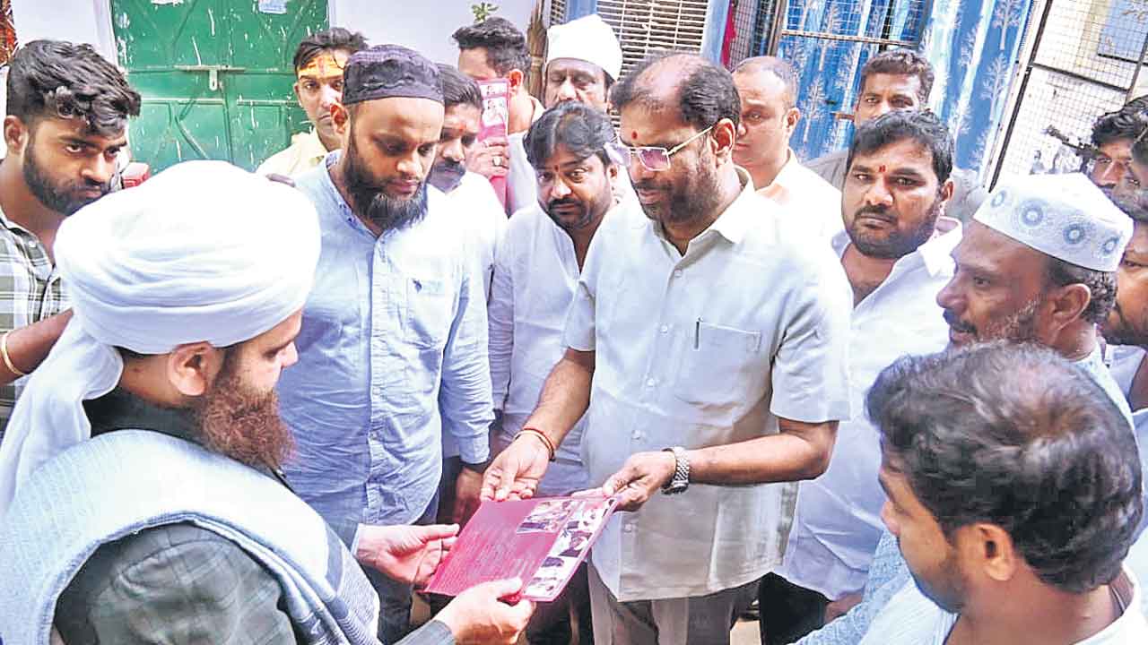 అజారుద్దీన్‌కు మంత్రి పదవి..ఓ ఎలక్షన్‌ స్టంట్‌