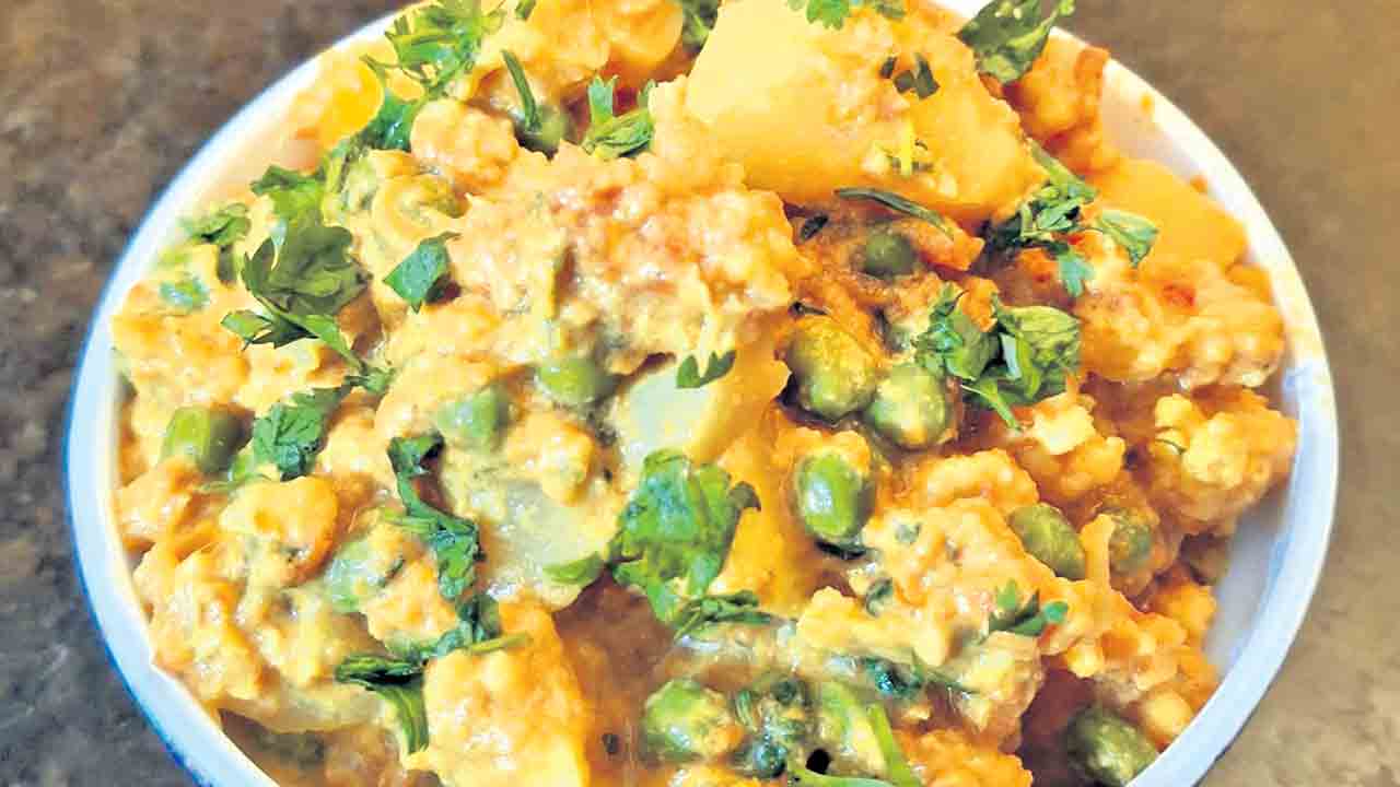 వెజ్జీస్‌ ఇన్‌ చీజ్‌ గ్రేవీ