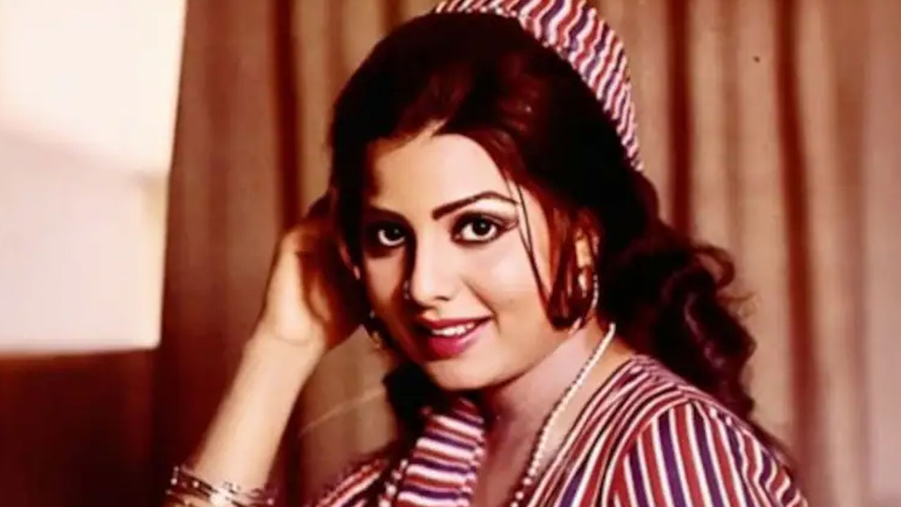 Sulakshana Pandit | భగ్న ప్రేమతో జీవితాన్ని గడిపిన గాయని సులక్షణా పండిట్ ఇక లేరు