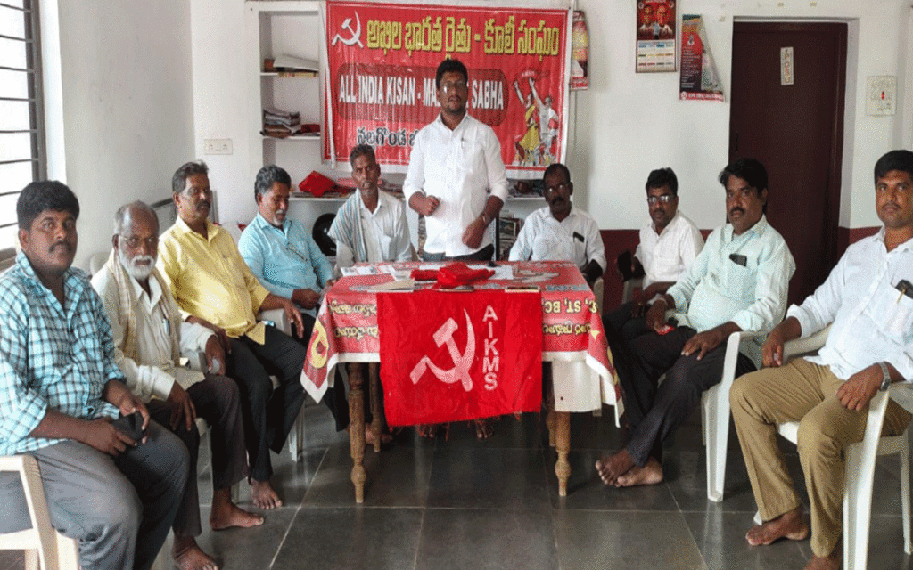 Ramagiri ; పత్తి కొనుగోలు కేంద్రాల్లో అక్రమాలను అరికట్టాలి : ఏఐకేఎంఎస్