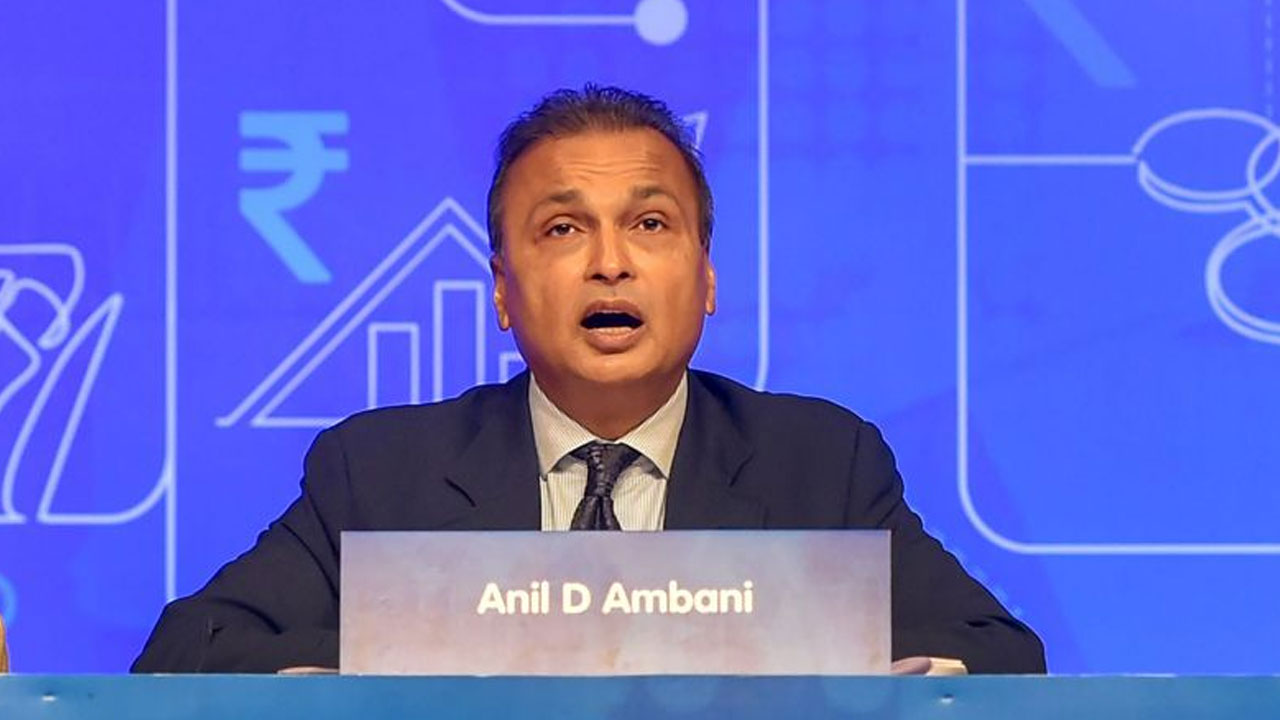 Anil Ambani: అనిల్ అంబానీ కేసులో తాజాగా 1400 కోట్ల ఆస్తుల్ని అటాచ్ చేసిన ఈడీ