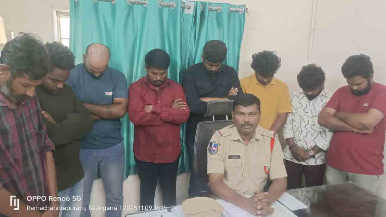 Arrest | జర్నలిస్టుపై దాడి చేసిన వ్యక్తులు అరెస్ట్.. పోలీసుల విచారణ