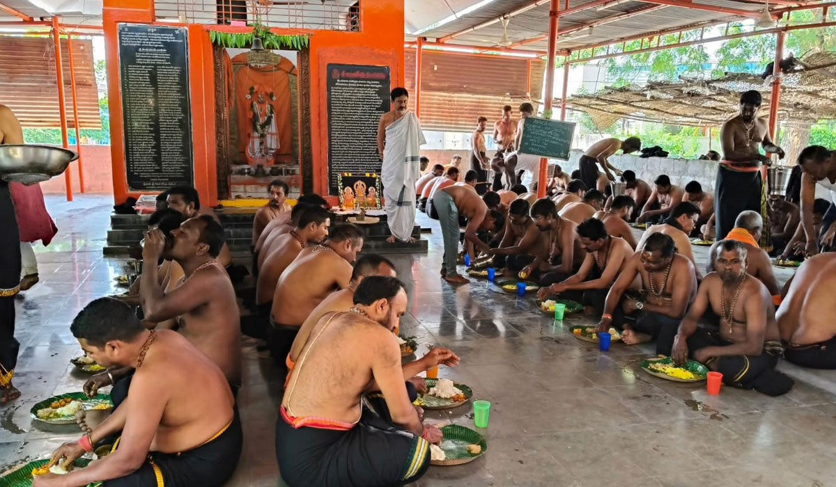 Karimnagar | కరీంనగర్లో అయ్యప్ప భక్తులకు ప్రారంభమైన అన్నదానం