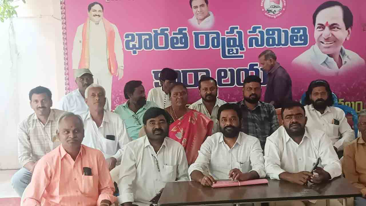 Thorrur | స్థానిక సంస్థల ఎన్నికల్లో కాంగ్రెస్‌కు బీసీలు ఓటు వేయొద్దు : బీఆర్ఎస్ నాయకులు