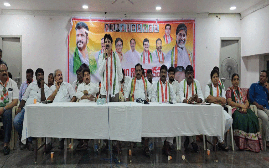 Bhadrachalam : ఎమ్మెల్యే వెంక‌ట్రావు vs పొదెం వీరయ్య.. సర్పంచ్‌ అభ్యర్ధి ఎంపికలో పొసగని ఏకాభిప్రాయం