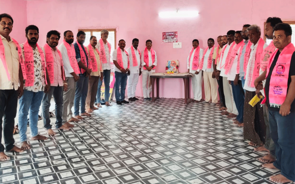 Madhira : ‘తెలంగాణ ఉద్యమంలో మహాకవి కాళోజీ పాత్ర మరువలేనిది’