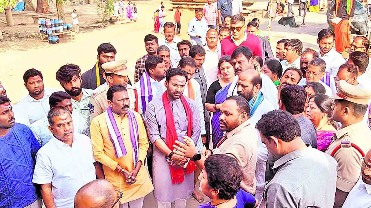 మేడారానికి జాతీయ హోదా కుదరదు