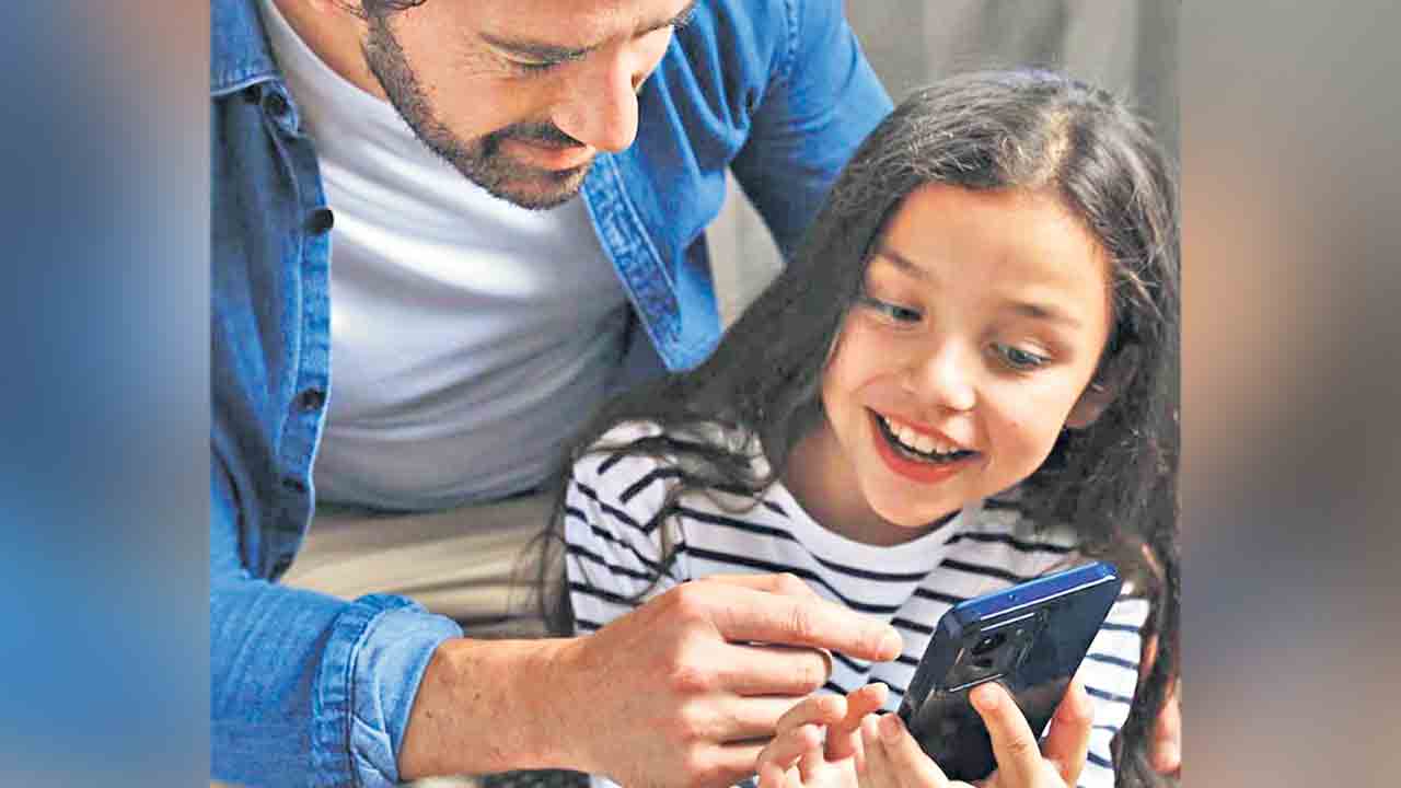 ఈ ఫోన్‌లో.. నో పోర్న్‌