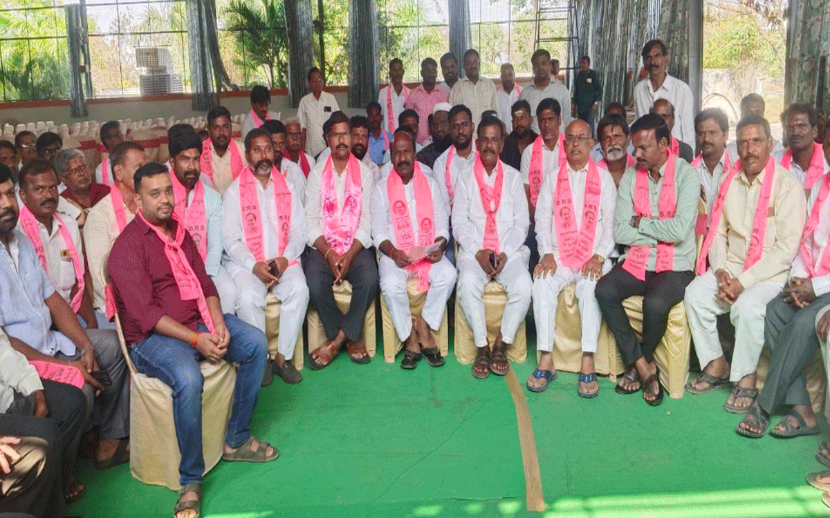 Ramannapet : కేసీఆర్ సంక్షేమం, అభివృద్ధిని ప్రజల్లోకి తీసుకెళ్లాలి : మాజీ ఎమ్మెల్యే చిరుమ‌ర్తి లింగ‌య్య‌