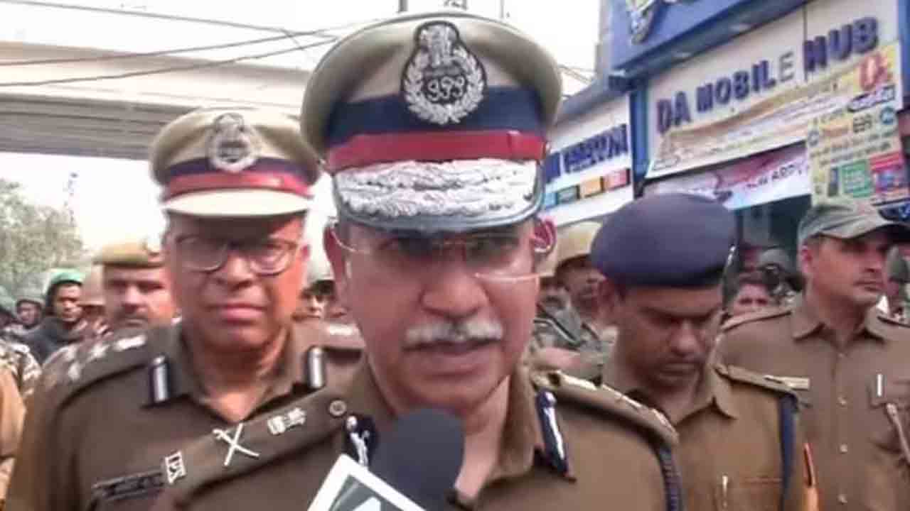 Delhi CP | సాయంత్రం 6:52 గంటలకు.. సిగ్నల్ దగ్గర ఆగిన కారులో ఒక్కసారిగా పేలుడు..!