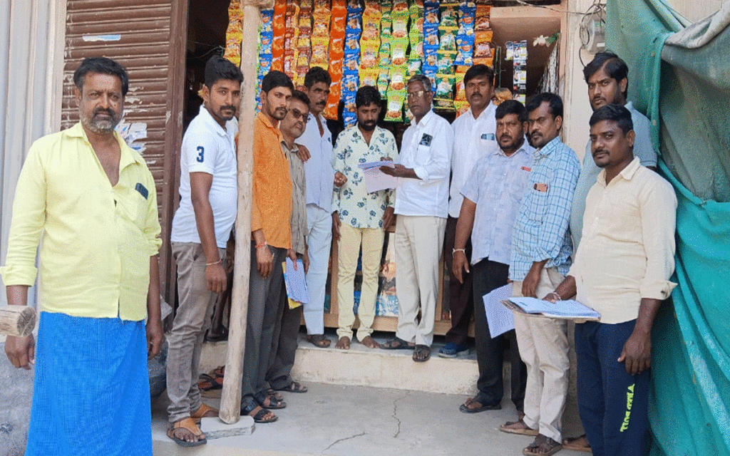 Ramannapet : ప్రభుత్వాల అసమర్థ విధానాలతో గ్రామీణ పేదలకు ఇబ్బందులు : జల్లెల పెంటయ్య