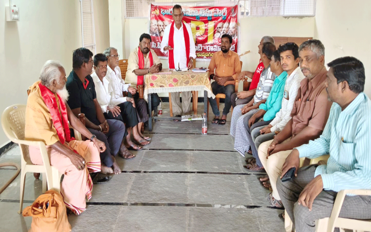 Ramannapet : పత్తి కొనుగోలు కేంద్రాలను వెంటనే ప్రారంభించాలి : యానాల దామోదర్ రెడ్డి