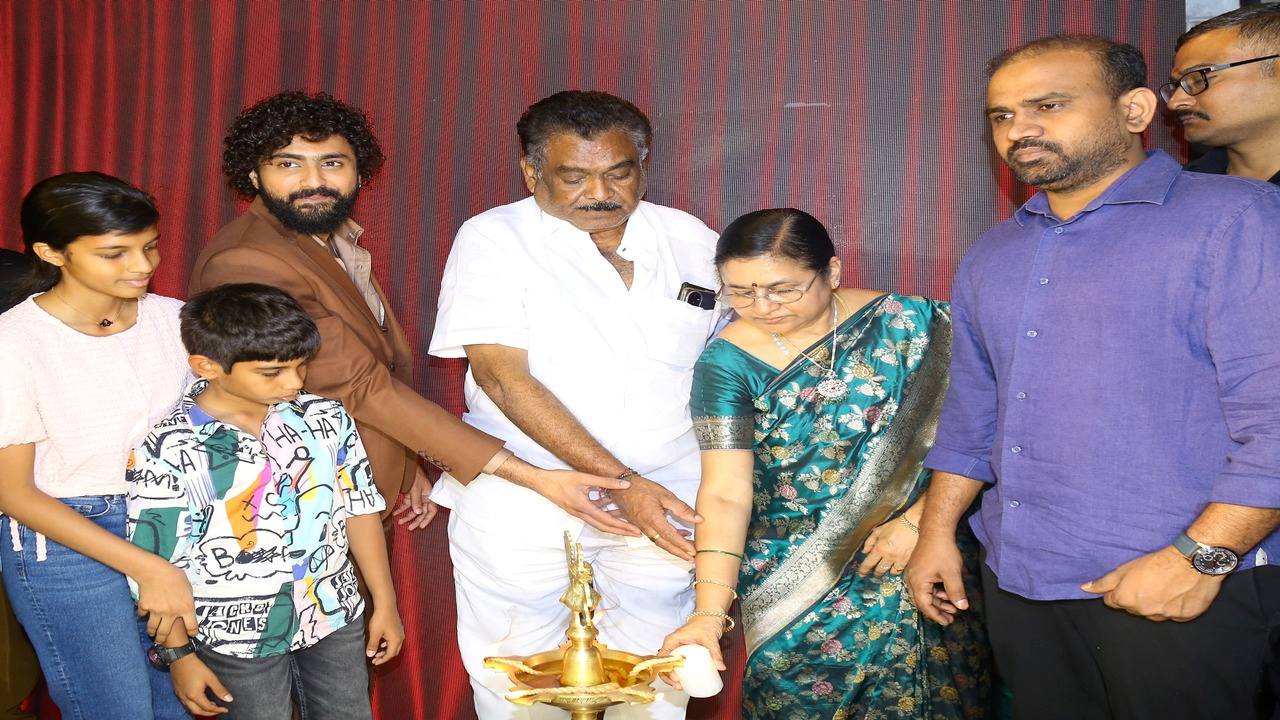 Dharma Mahesh |హైదరాబాద్‌లో ‘జిస్మత్ జైల్ మందీ’ రెస్టారెంట్ ప్రారంభించిన ధర్మ మహేష్