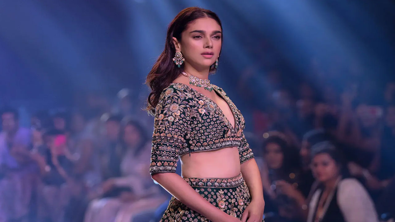 Aditi Rao Hydari | నా పేరుతో ఎవ‌రో మెసేజులు పంపుతున్నారు..అవ‌న్నీ న‌మ్మోద్దంటూ అదితి మెసేజ్