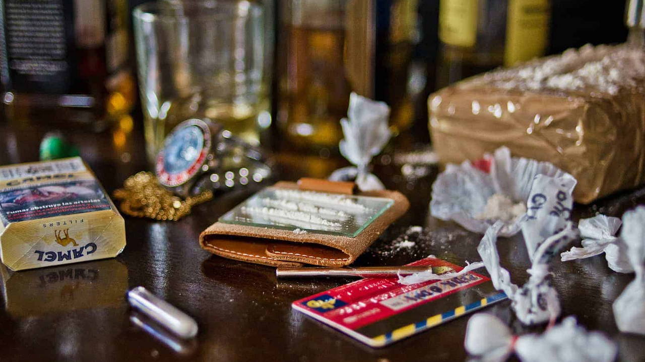 Drugs Party | గచ్చిబౌలిలో మరోసారి డ్రగ్ పార్టీ భగ్నం.. 12 మంది అరెస్ట్‌